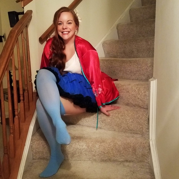 Flora Nikrooz Red Satin Embroidered Kimono - Picture 10 of 10